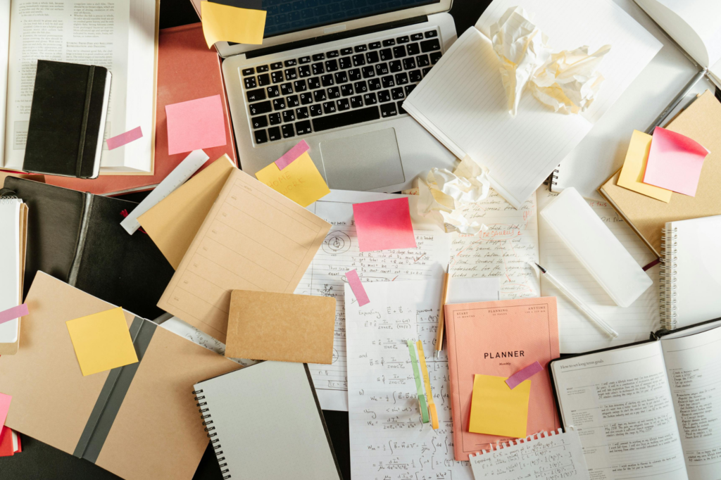 papiers et magazines ré organiser objets maison