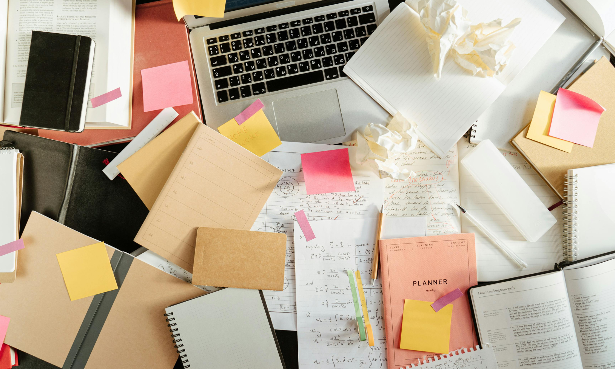 papiers et magazines ré organiser objets maison