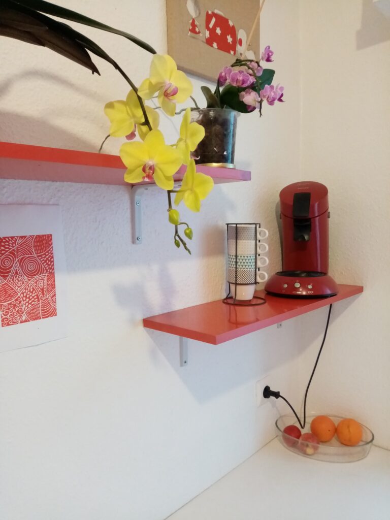 point chaud étagère de cuisine rangée